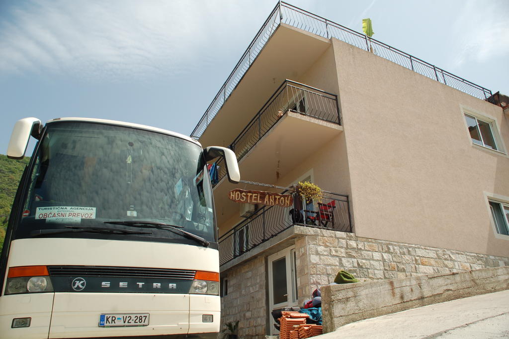 Hostel Anton Τίβατ Εξωτερικό φωτογραφία