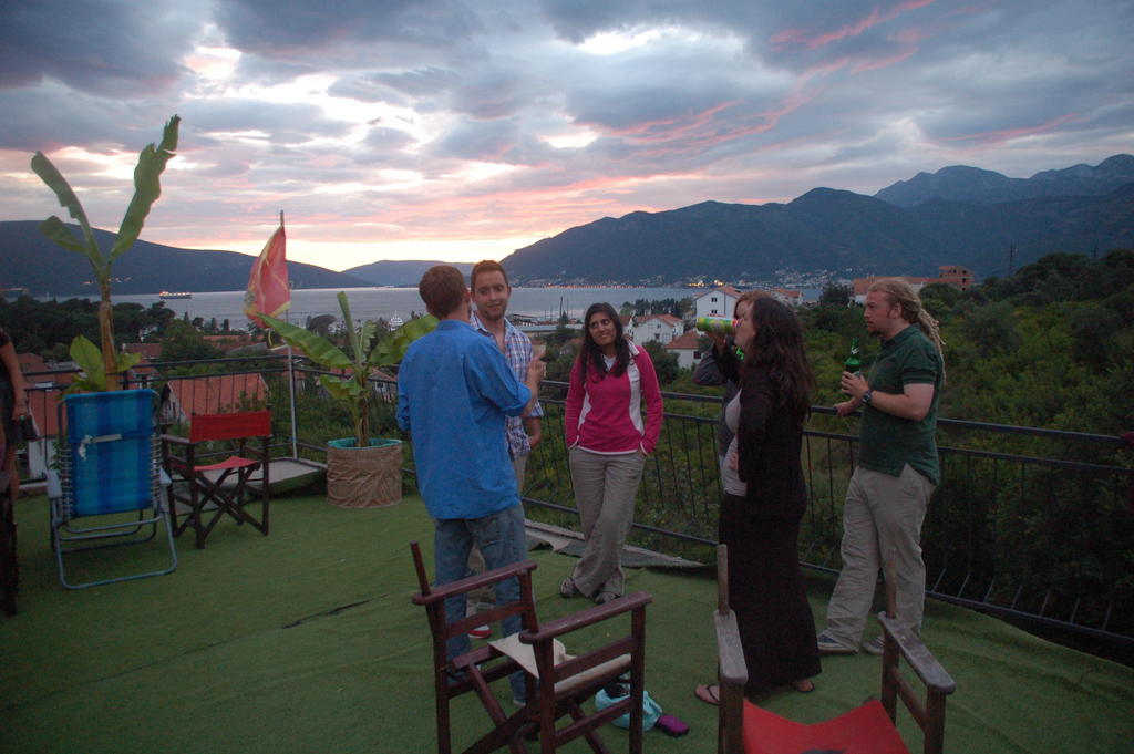 Hostel Anton Τίβατ Εξωτερικό φωτογραφία