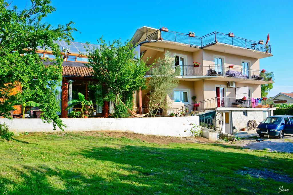 Hostel Anton Τίβατ Εξωτερικό φωτογραφία